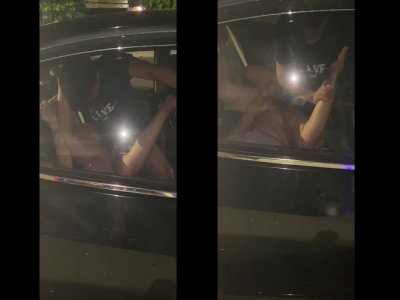 Anh trai dừng xe oto lại rồi chơi tới tấp em ở hàng ghế sau